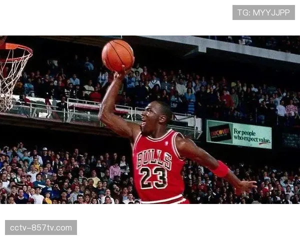 历史瞬间:1996年3月,迈克尔·乔丹复出后首次回到芝加哥联合中心